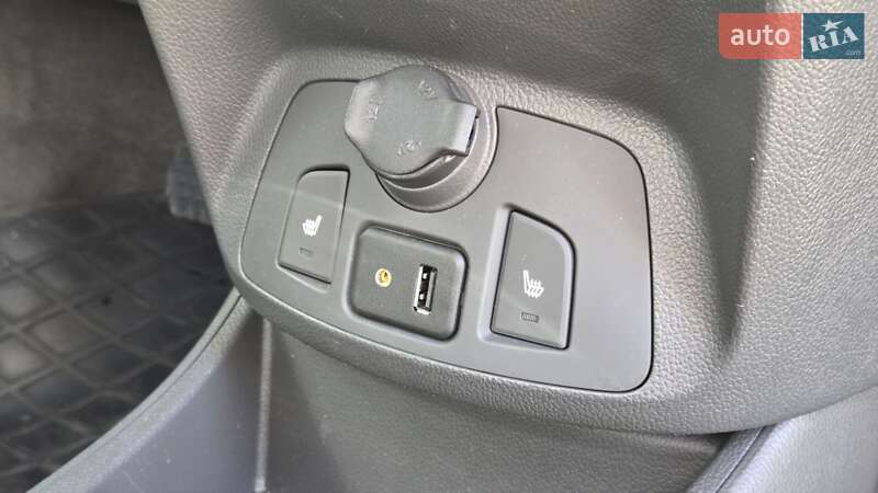 Хетчбек Chevrolet Spark 2015 в Києві