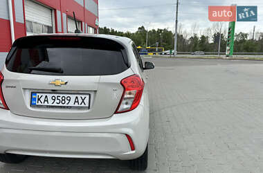 Хэтчбек Chevrolet Spark 2016 в 