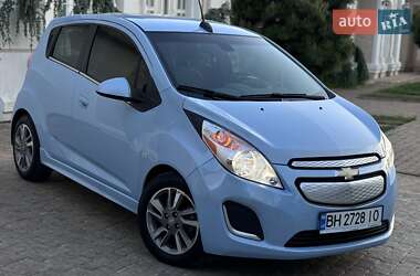 Хетчбек Chevrolet Spark 2015 в Одесі