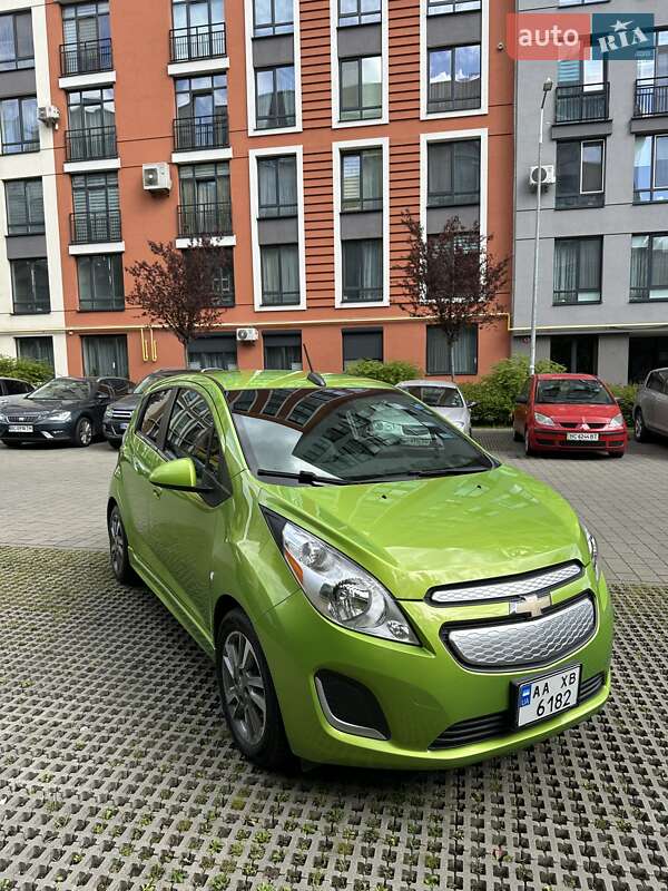 Chevrolet Spark 2015