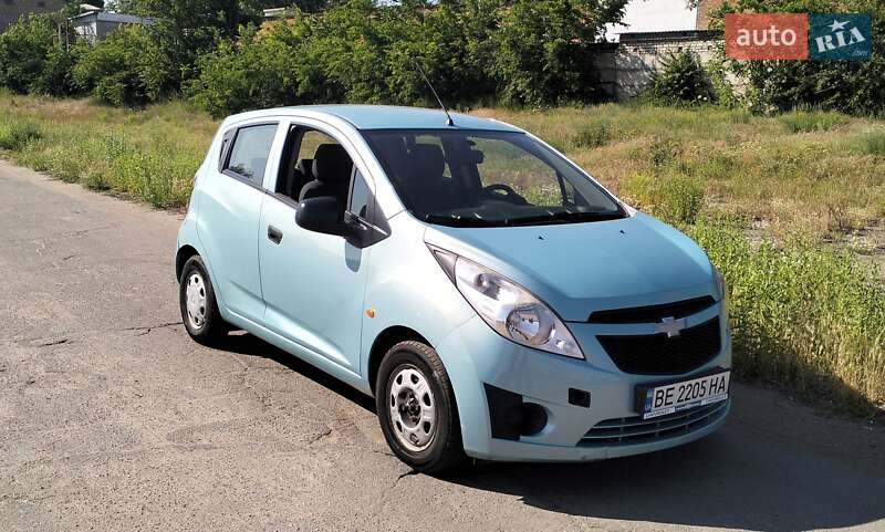 Хэтчбек Chevrolet Spark 2010 в Николаеве