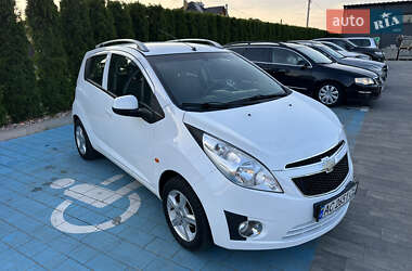 Хэтчбек Chevrolet Spark 2011 в 