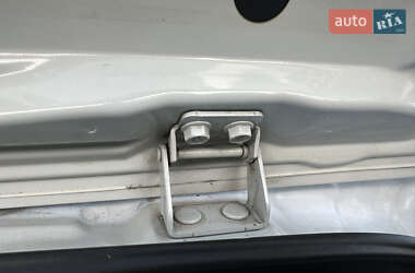 Хэтчбек Chevrolet Spark 2011 в 