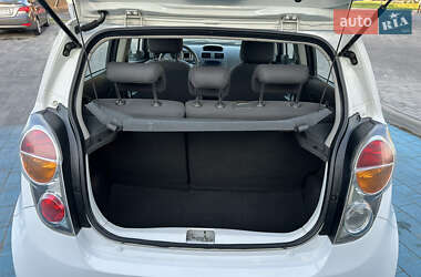 Хэтчбек Chevrolet Spark 2011 в 