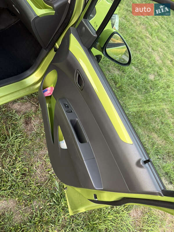 Хэтчбек Chevrolet Spark 2013 в Коломые фото 15 Хэтчбек Chevrolet Spark 2013 в Коломые