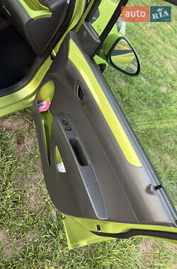 Хэтчбек Chevrolet Spark 2013 в 