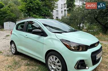 Хетчбек Chevrolet Spark 2017 в 