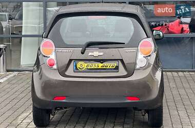 Хэтчбек Chevrolet Spark 2011 в 
