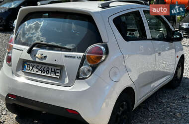 Хэтчбек Chevrolet Spark 2010 в 