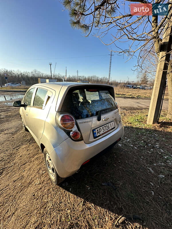 Хэтчбек Chevrolet Spark 2011 в Запорожье