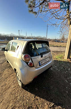 Хэтчбек Chevrolet Spark 2011 в 