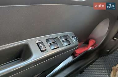 Хэтчбек Chevrolet Spark 2015 в 