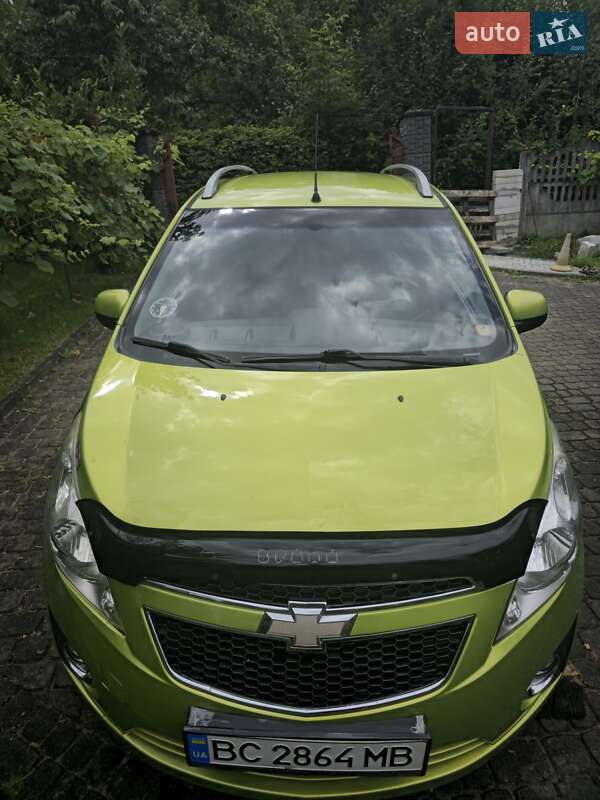 Хэтчбек Chevrolet Spark 2011 в Львове