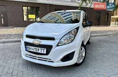 Хетчбек Chevrolet Spark 2012 в Миколаєві