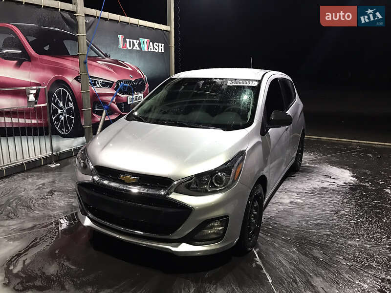 Хэтчбек Chevrolet Spark 2020 в 