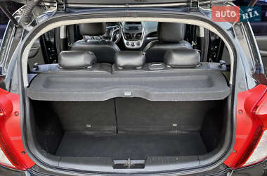Хэтчбек Chevrolet Spark 2017 в 