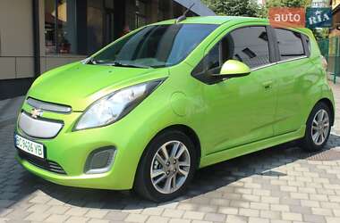 Хэтчбек Chevrolet Spark 2016 в Львове