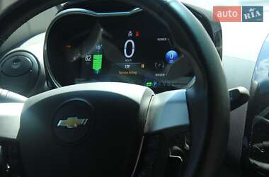 Хэтчбек Chevrolet Spark 2016 в 