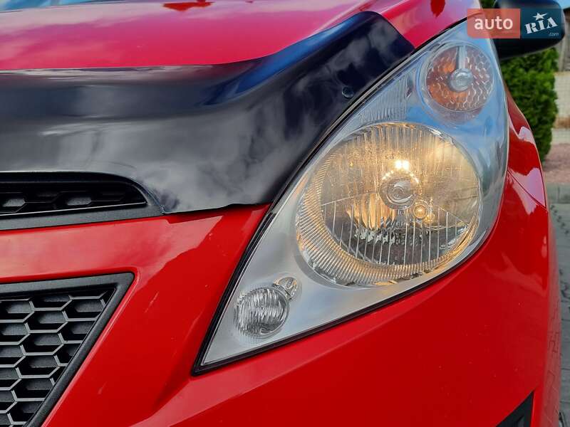 Хэтчбек Chevrolet Spark 2012 в Виннице