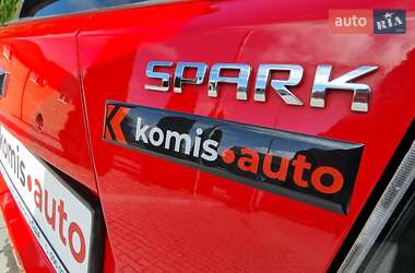 Хетчбек Chevrolet Spark 2012 в 