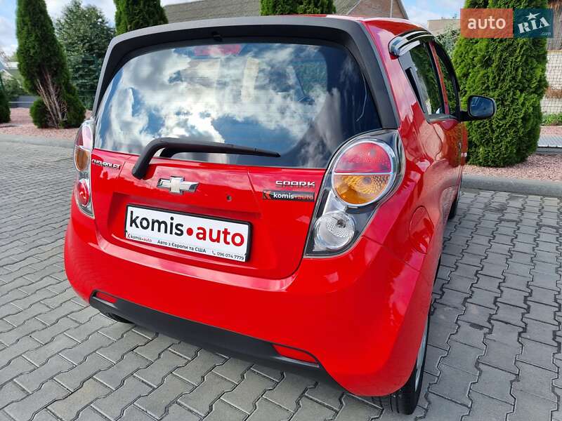 Хэтчбек Chevrolet Spark 2012 в Виннице