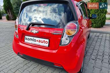 Хетчбек Chevrolet Spark 2012 в 