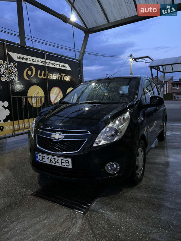 Хетчбек Chevrolet Spark 2011 в 