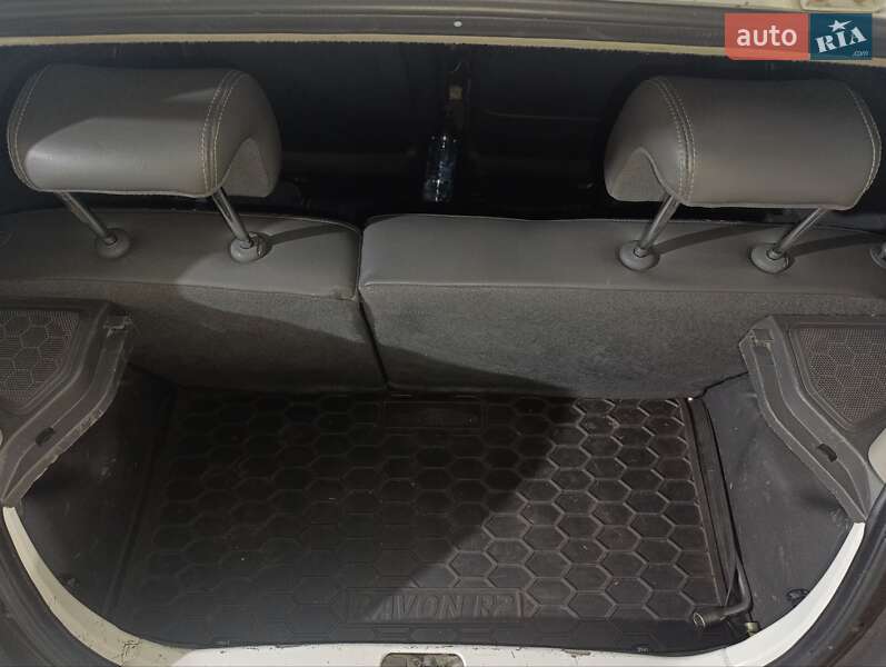 Хэтчбек Chevrolet Spark 2012 в Татарбунарах