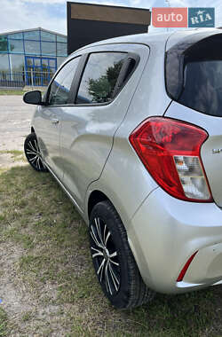 Хэтчбек Chevrolet Spark 2018 в 