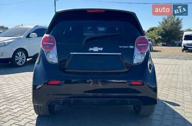 Хетчбек Chevrolet Spark 2014 в 