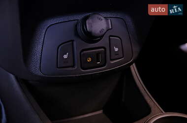 Хетчбек Chevrolet Spark 2015 в 