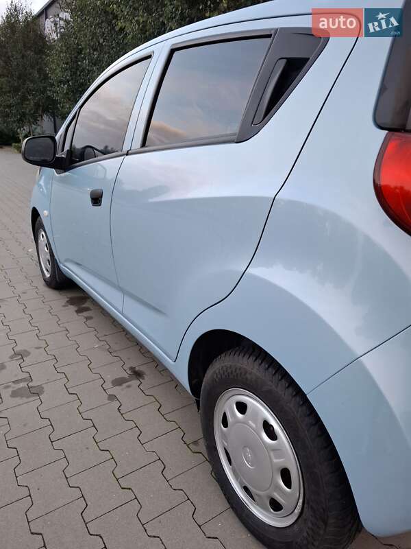 Хетчбек Chevrolet Spark 2015 в Білій Церкві