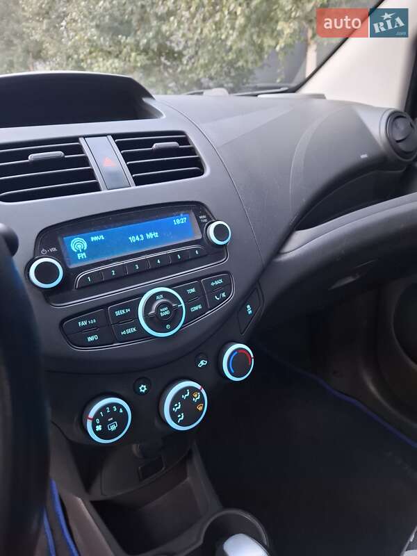 Хетчбек Chevrolet Spark 2015 в Білій Церкві