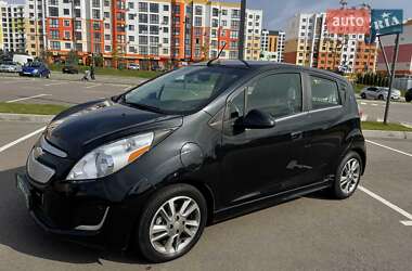 Хэтчбек Chevrolet Spark 2015 в 