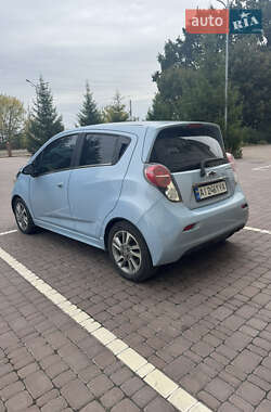 Хэтчбек Chevrolet Spark 2014 в 