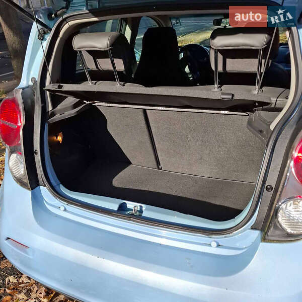 Хетчбек Chevrolet Spark 2013 в Києві фото 9 Хетчбек Chevrolet Spark 2013 в Києві