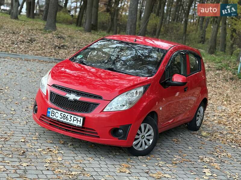 Хетчбек Chevrolet Spark 2011 в Львові фото 3 Хетчбек Chevrolet Spark 2011 в Львові