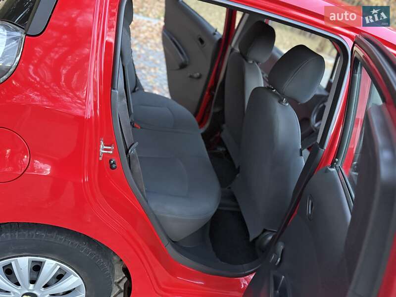 Хетчбек Chevrolet Spark 2011 в Львові фото 55 Хетчбек Chevrolet Spark 2011 в Львові
