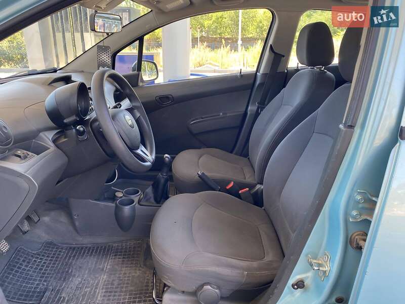 Хетчбек Chevrolet Spark 2010 в Миколаєві