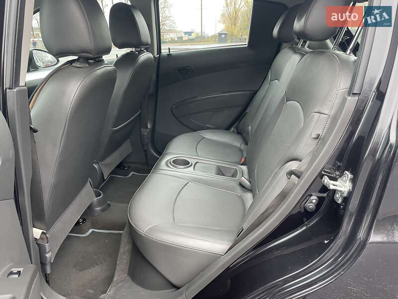 Хэтчбек Chevrolet Spark 2016 в Чернигове фото 10 Хэтчбек Chevrolet Spark 2016 в Чернигове