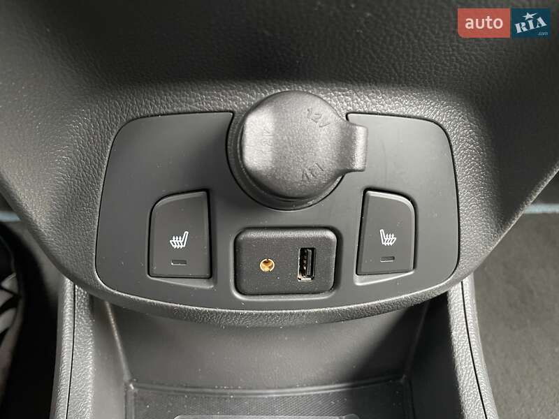 Хэтчбек Chevrolet Spark 2016 в Чернигове фото 13 Хэтчбек Chevrolet Spark 2016 в Чернигове