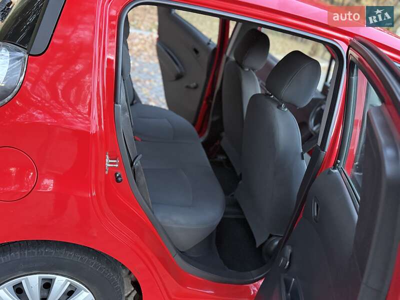 Хэтчбек Chevrolet Spark 2011 в Львове фото 56 Хэтчбек Chevrolet Spark 2011 в Львове