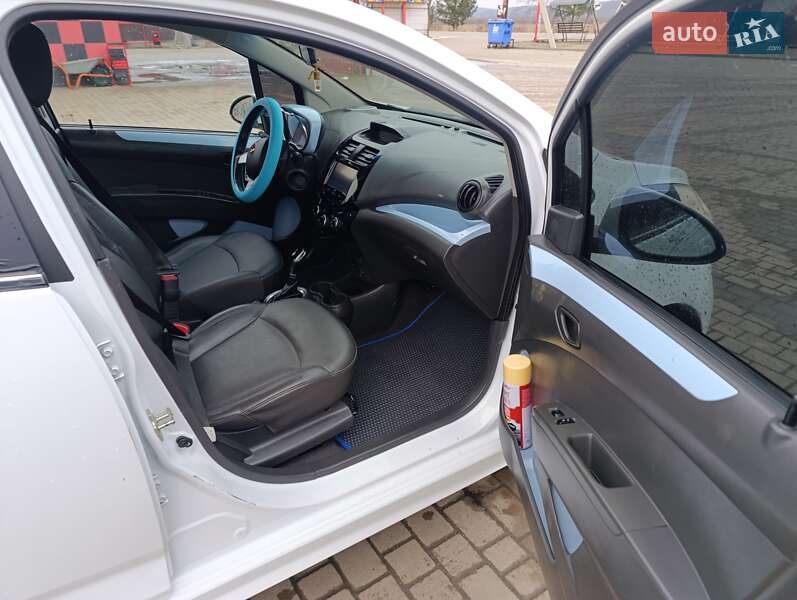 Хэтчбек Chevrolet Spark 2013 в Ивано-Франковске фото 6 Хэтчбек Chevrolet Spark 2013 в Ивано-Франковске