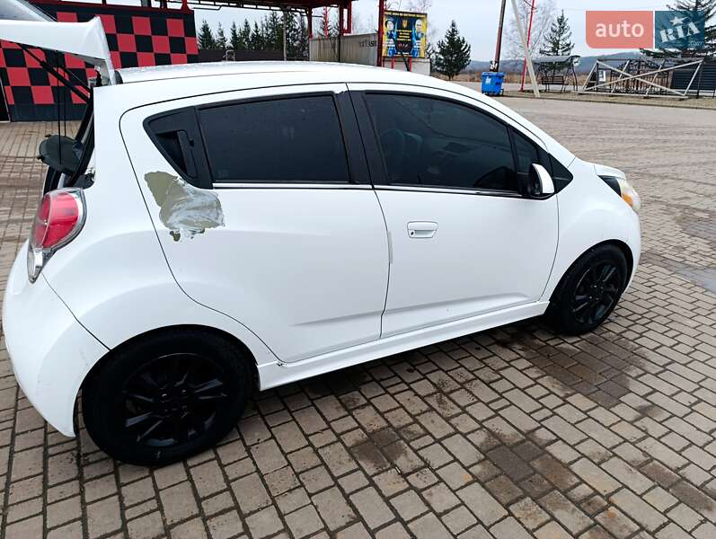 Хэтчбек Chevrolet Spark 2013 в Ивано-Франковске фото 10 Хэтчбек Chevrolet Spark 2013 в Ивано-Франковске
