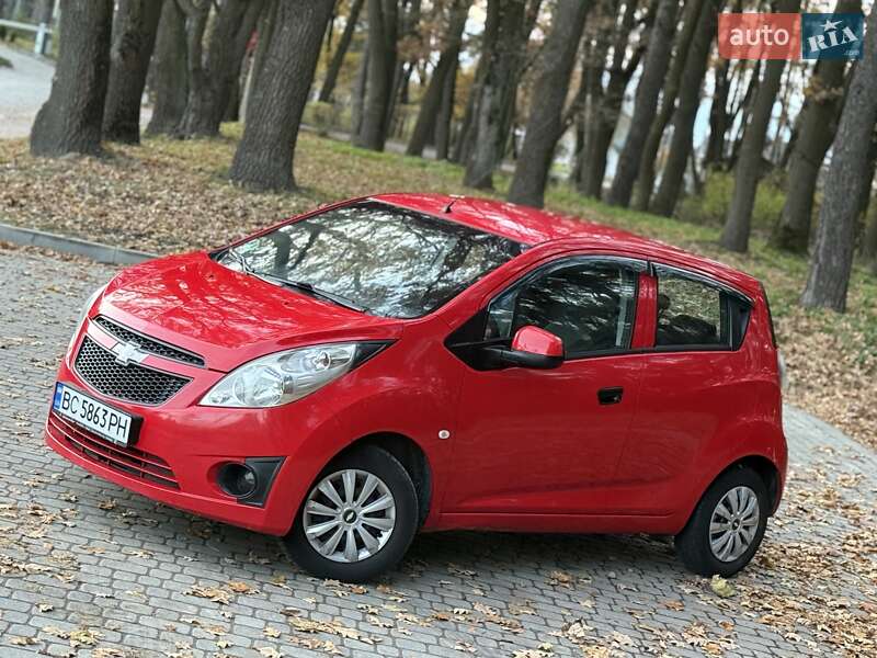 Хэтчбек Chevrolet Spark 2011 в Львове фото Хэтчбек Chevrolet Spark 2011 в Львове