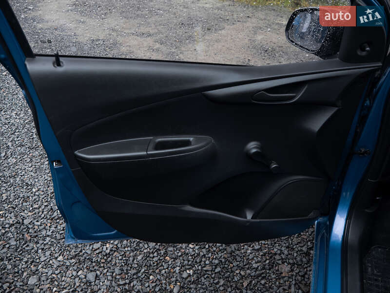 Хэтчбек Chevrolet Spark 2019 в Львове