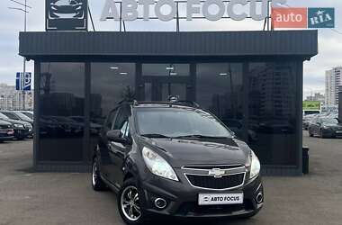 Хэтчбек Chevrolet Spark 2012 в Киеве