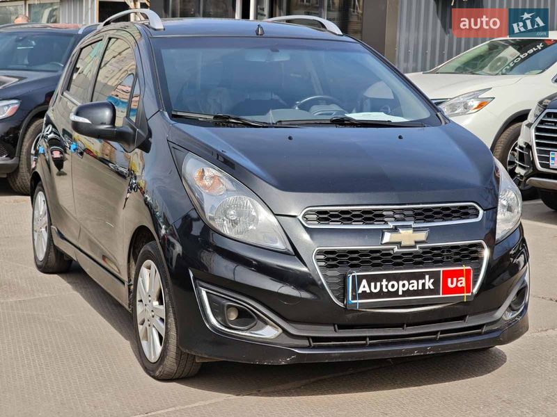 Хэтчбек Chevrolet Spark 2014 в Харькове