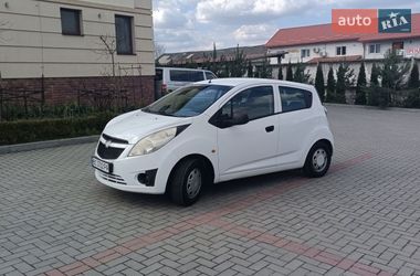 Хэтчбек Chevrolet Spark 2010 в Золочеве