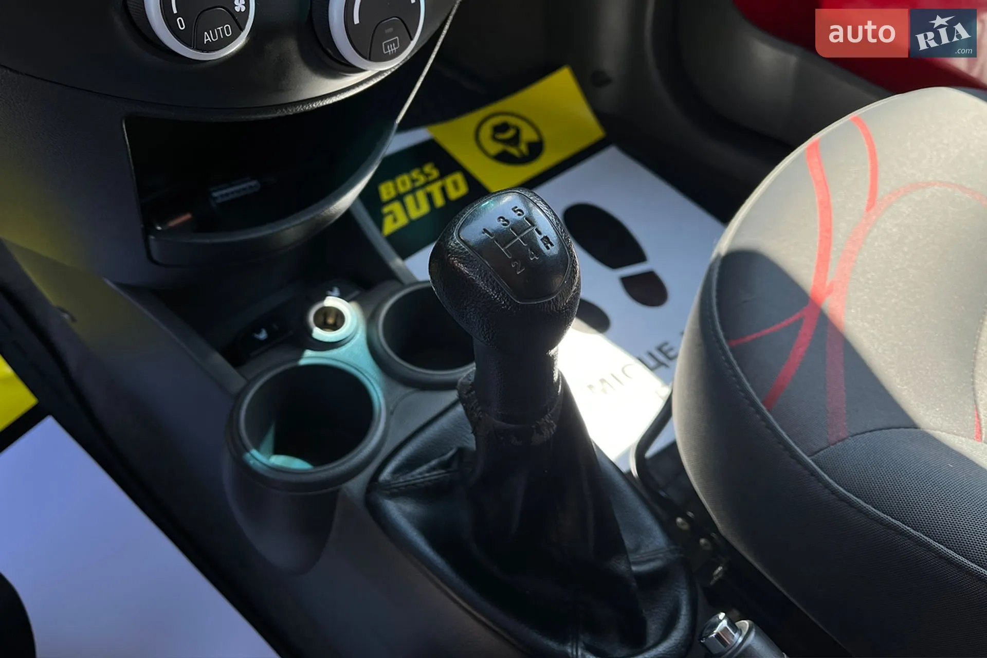 2011 Chevrolet Spark - мініатюра 14